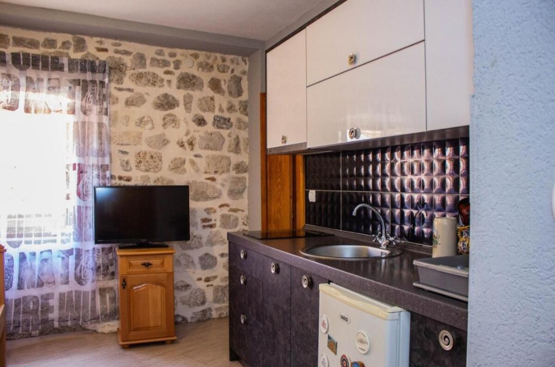 Guest House Sljuka Kotor Buitenkant foto